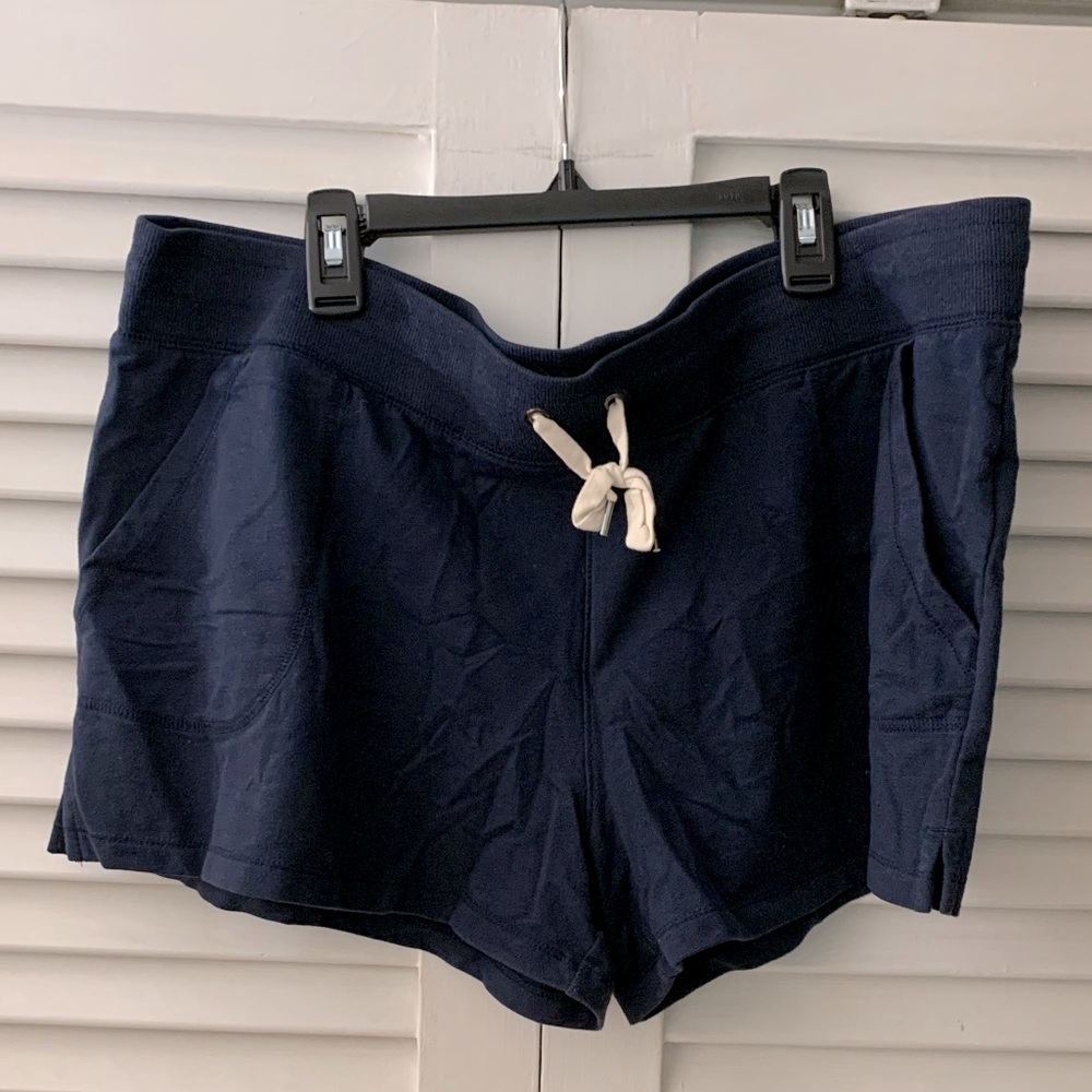 5/$25 sale — New Eddie Bauer Lounge shorts XL